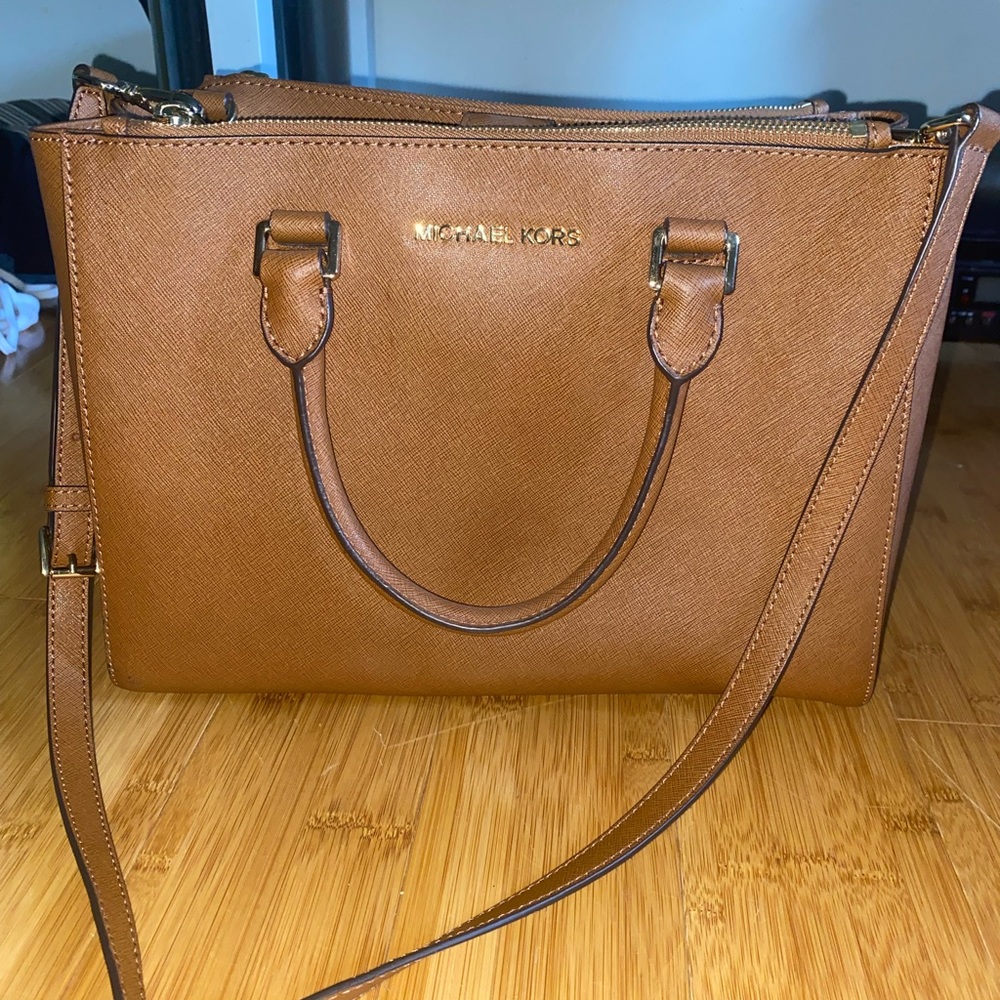 Michael Kors purse